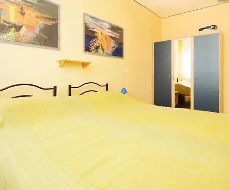 House Clara Apartment
